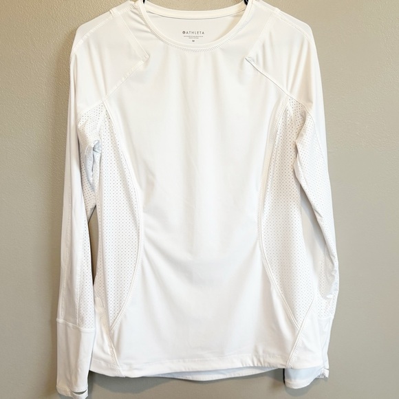 Athleta Tops - Athleta Women’s White Long Sleeve Running Top Size Medium
